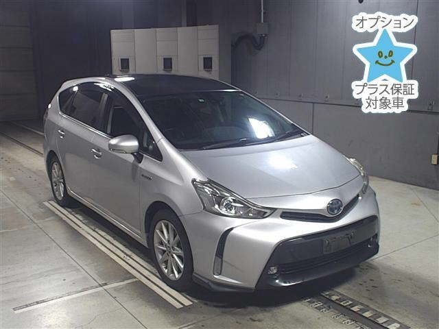 7292 Toyota Prius alpha ZVW40W 2015 г. (JU Gifu)